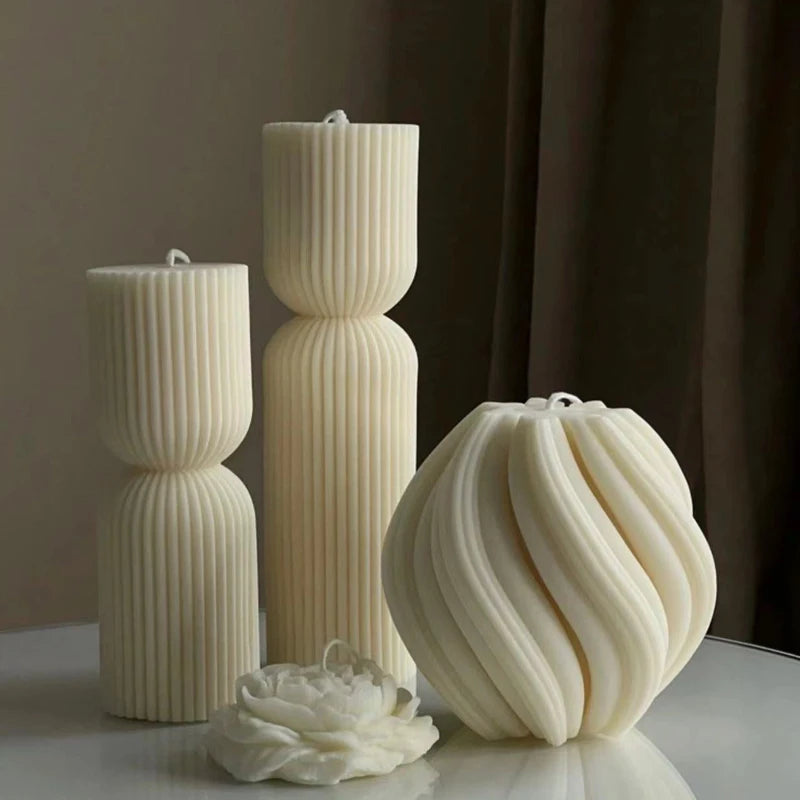 Luxury Nordic Geometric Swirl Candle – Scented Home Decor for an Elegant Aesthetic